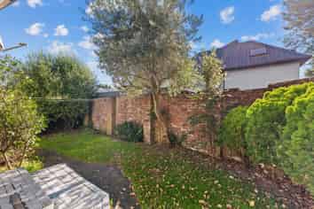 71 & 71A Perry Street, Saint Albans
