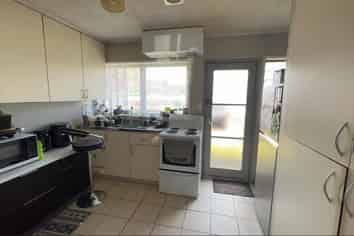 6/58 Puhinui Road, Papatoetoe