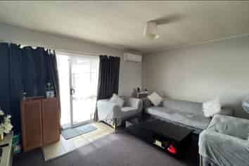 6/58 Puhinui Road, Papatoetoe