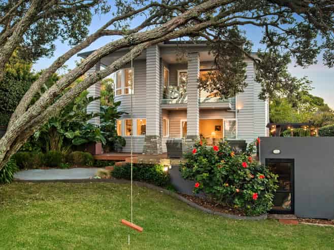 5 Aotearoa Terrace, Murrays Bay