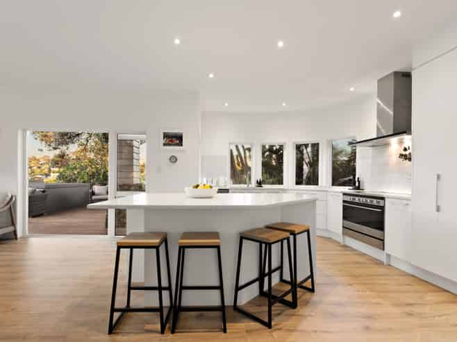 5 Aotearoa Terrace, Murrays Bay