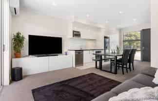 22 Rangihina Road, Hobsonville