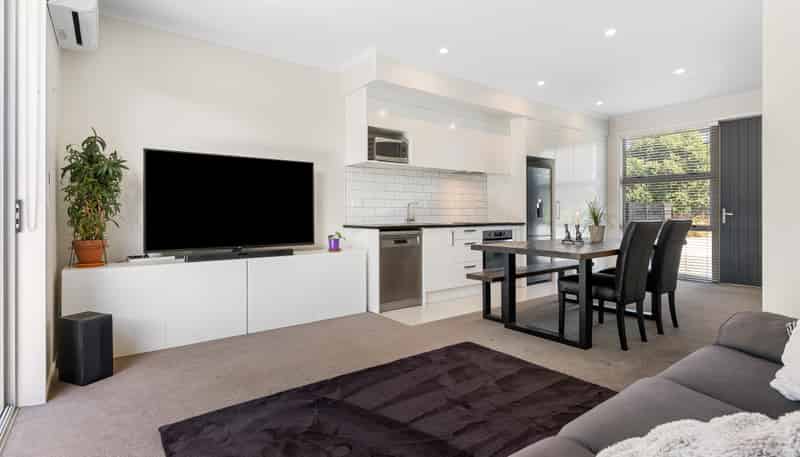 22 Rangihina Road, Hobsonville