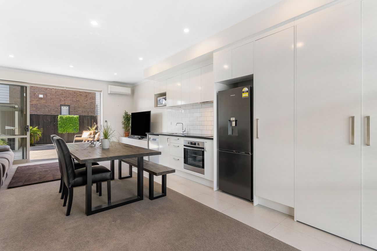 Freehold. 2 Heat Pumps. Fresh Price! - Bild 2