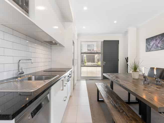 22 Rangihina Road, Hobsonville