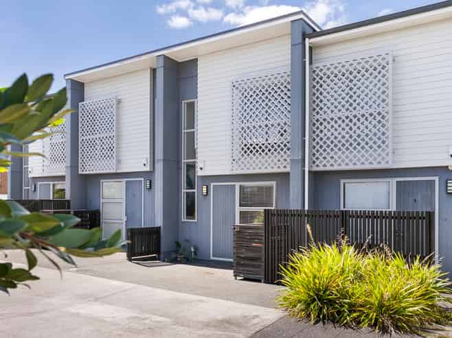 22 Rangihina Road, Hobsonville