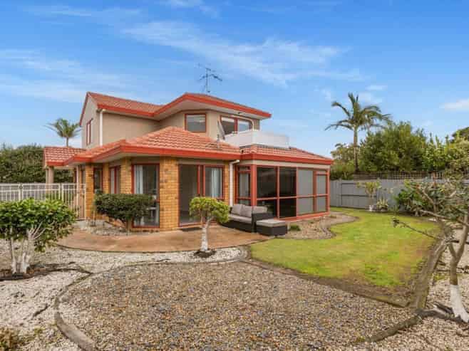 8 Monterey Key, Papamoa Beach