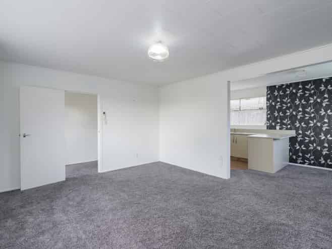 57 Lauder Crescent, Heidelberg