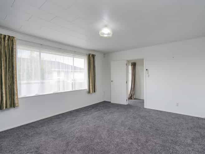 57 Lauder Crescent, Heidelberg