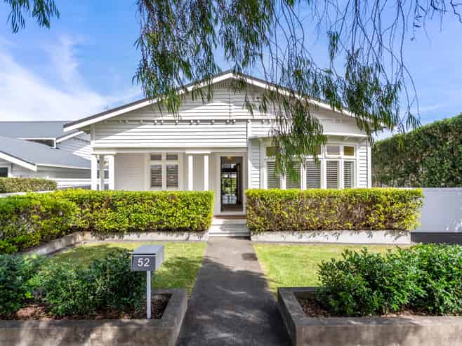 52 Moa Road, Point Chevalier