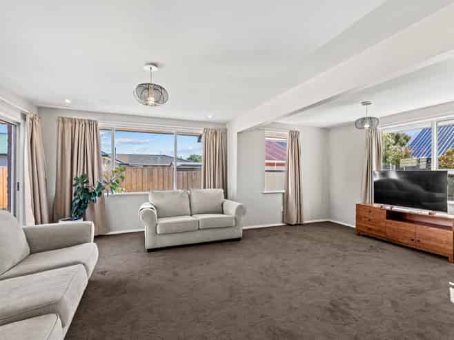 5 Bute Street, Woolston