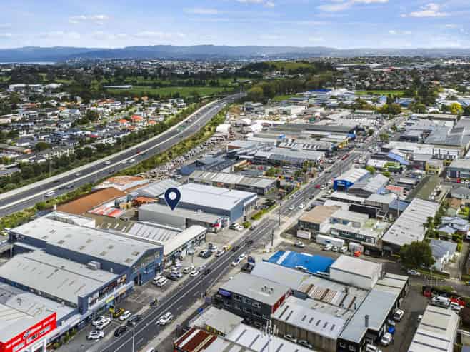 Multi-functional building - with options