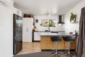 484 Mairehau Road, Parklands