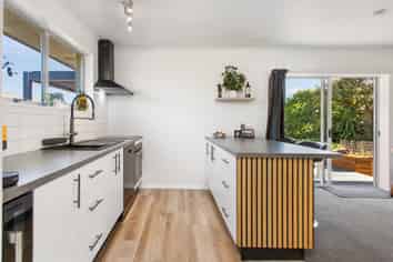 484 Mairehau Road, Parklands