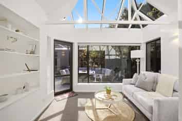 3/206 Springfield Road, Saint Albans