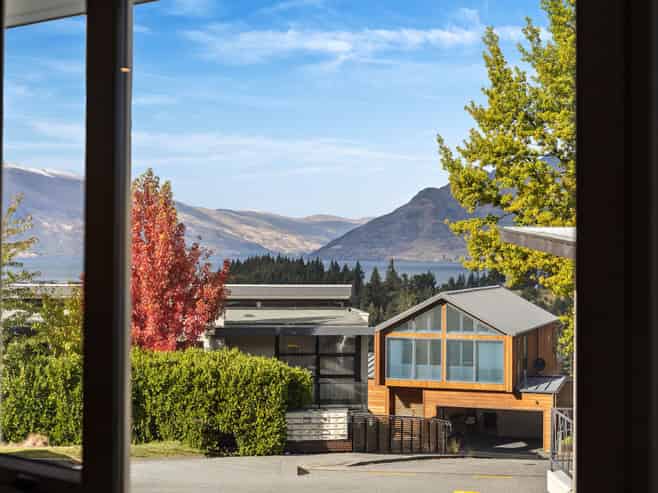 18 Panorama Terrace, QUEENSTOWN HILL