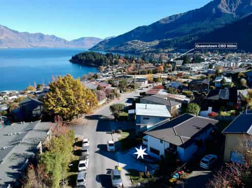 18 Panorama Terrace, QUEENSTOWN HILL