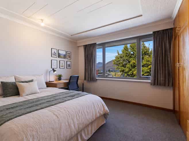 18 Panorama Terrace, QUEENSTOWN HILL