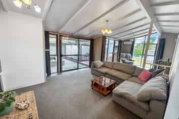 6 Chadwick Place, Highbury