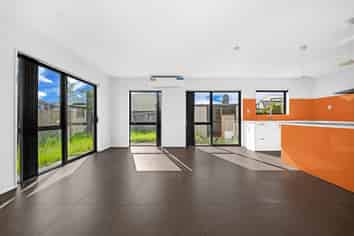 1/25 Kennington Drive, Clendon Park