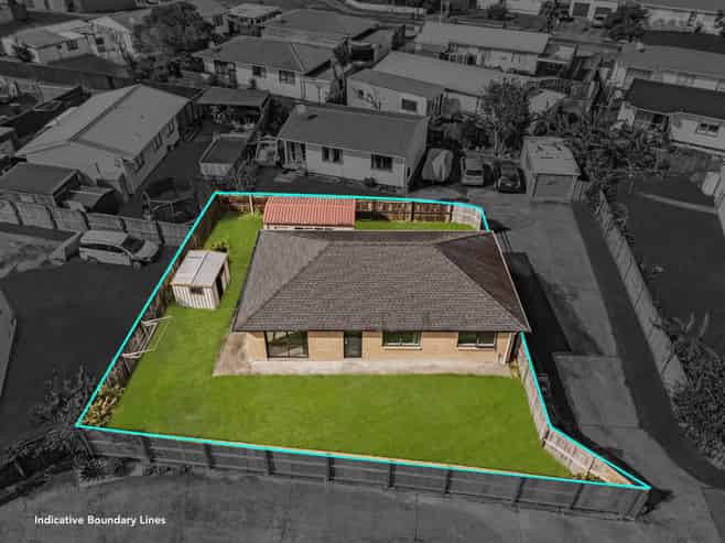 1/25 Kennington Drive, Clendon Park