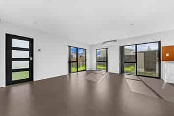 1/25 Kennington Drive, Clendon Park