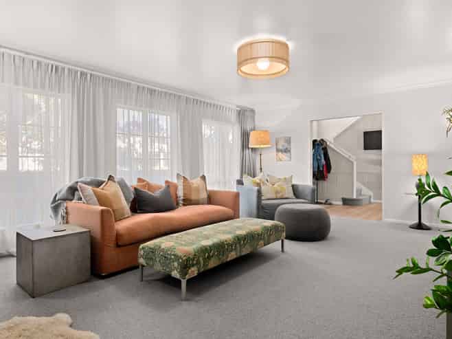 29 Huntington Drive, Huntington