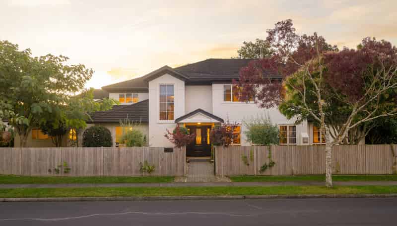 29 Huntington Drive, Huntington