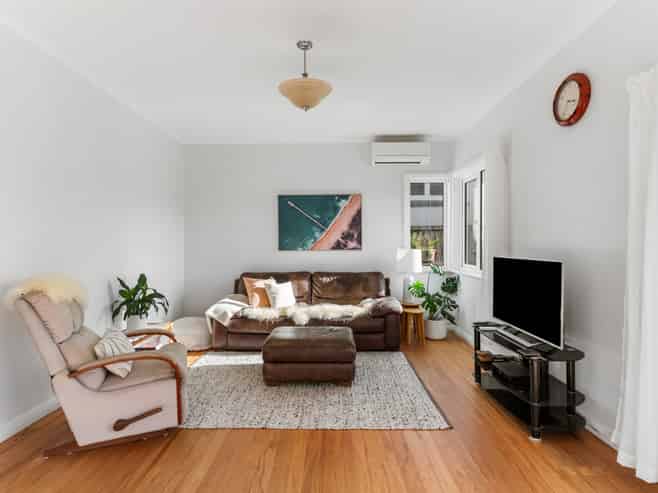 6 Martin Avenue, Mount Albert