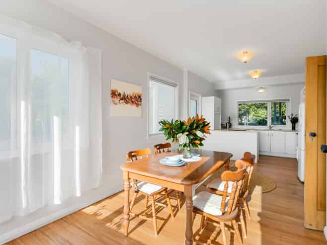 6 Martin Avenue, Mount Albert