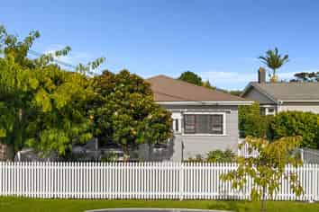 19 Ennismore Road, Mount Albert