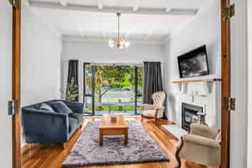 19 Ennismore Road, Mount Albert