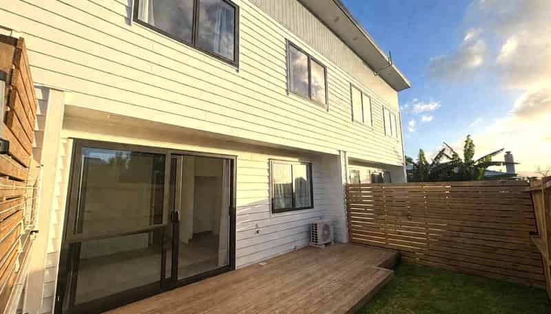 E/6 Waitaki Street, Henderson