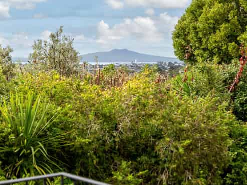 1/617 Glenfield Road, Glenfield