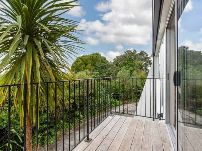 1/617 Glenfield Road, Glenfield