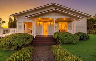 13 Eastvale Close, Greenhithe