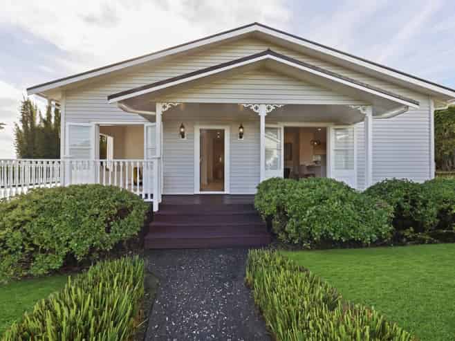 13 Eastvale Close, Greenhithe