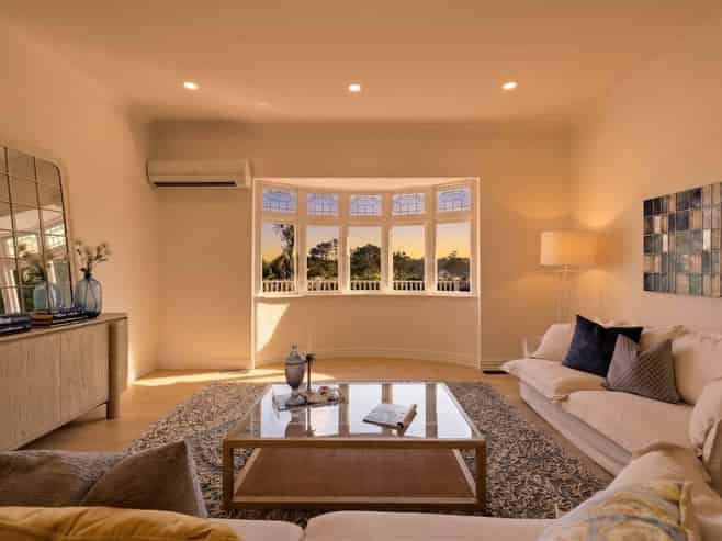 13 Eastvale Close, Greenhithe