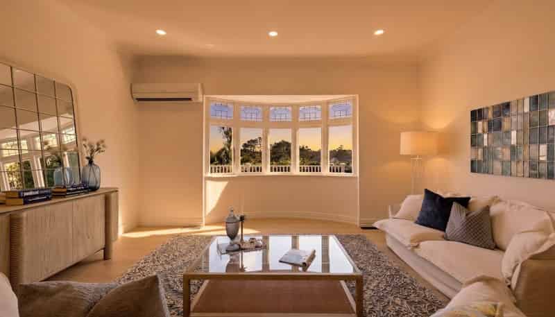 13 Eastvale Close, Greenhithe