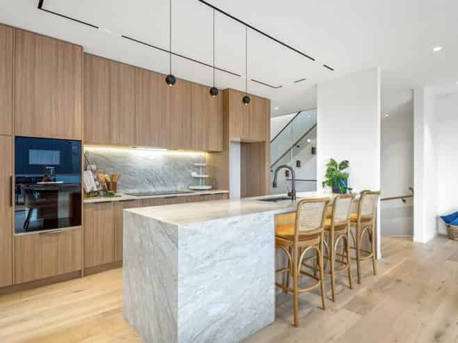 8A Serrata Place, Browns Bay