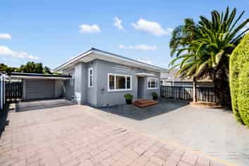 54 Abbotts Way, Remuera