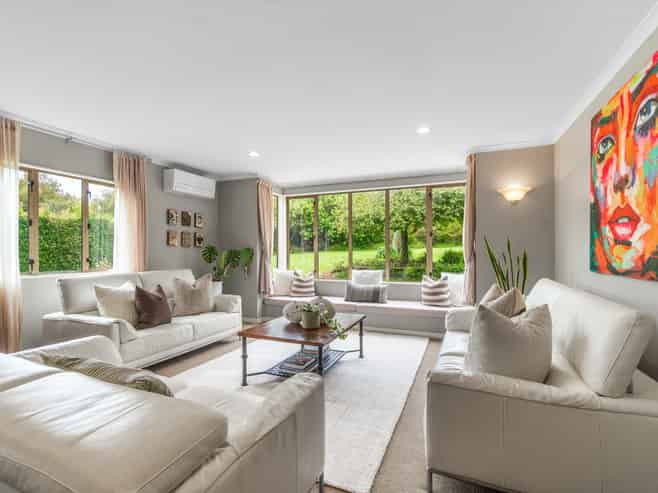 37 Hardens Lane, Paremoremo