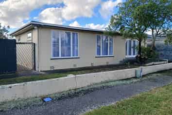 2 Tweed Street, Roslyn