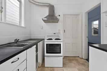 122 Wallace Street, Mount Cook