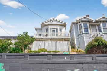 122 Wallace Street, Mount Cook