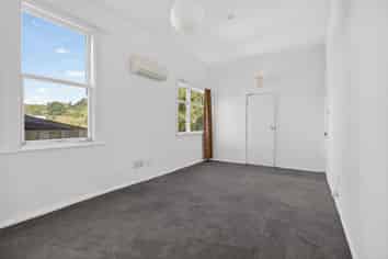 122 Wallace Street, Mount Cook