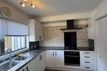 Taranaki - Address withheld