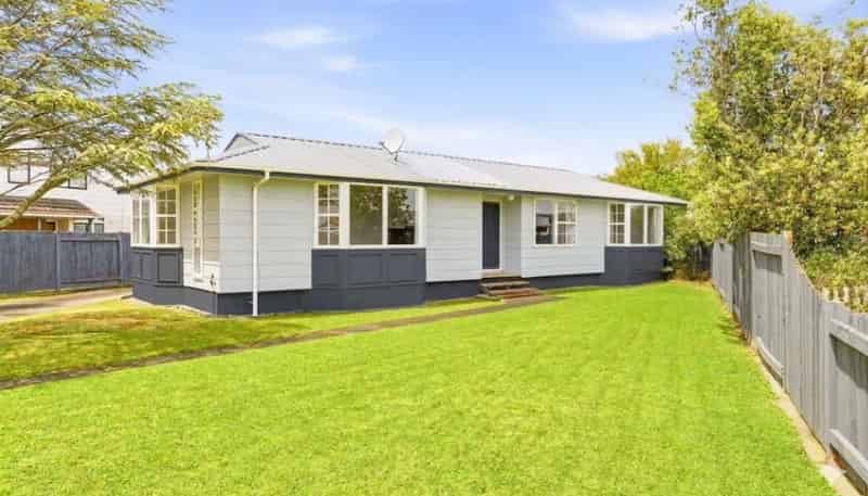 52 Acacia Street, Kelvin Grove