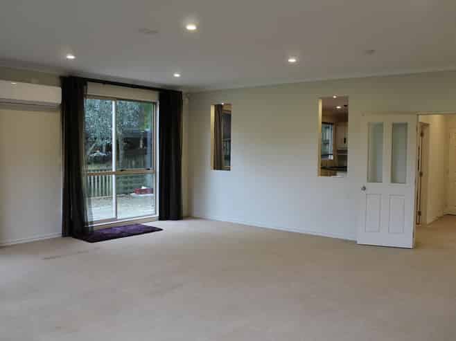 10 Summerfield Lane, Albany