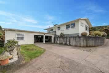 270A Sunset Road, Sunnybrook